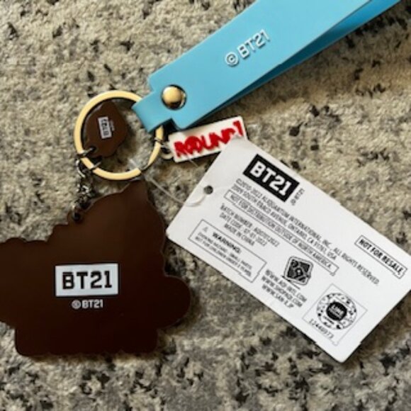 🧡3/15 NWT BT21 Line Friends Round 1 Keychain - Picture 5 of 6